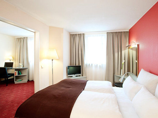 Nh Fuerth Nuernberg Hotel Room photo